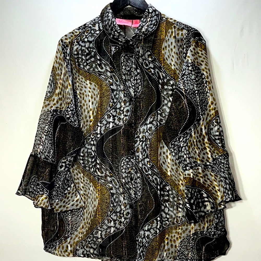 Shana Light Fabric Long Sleeve Button Front Blouse Size 3X